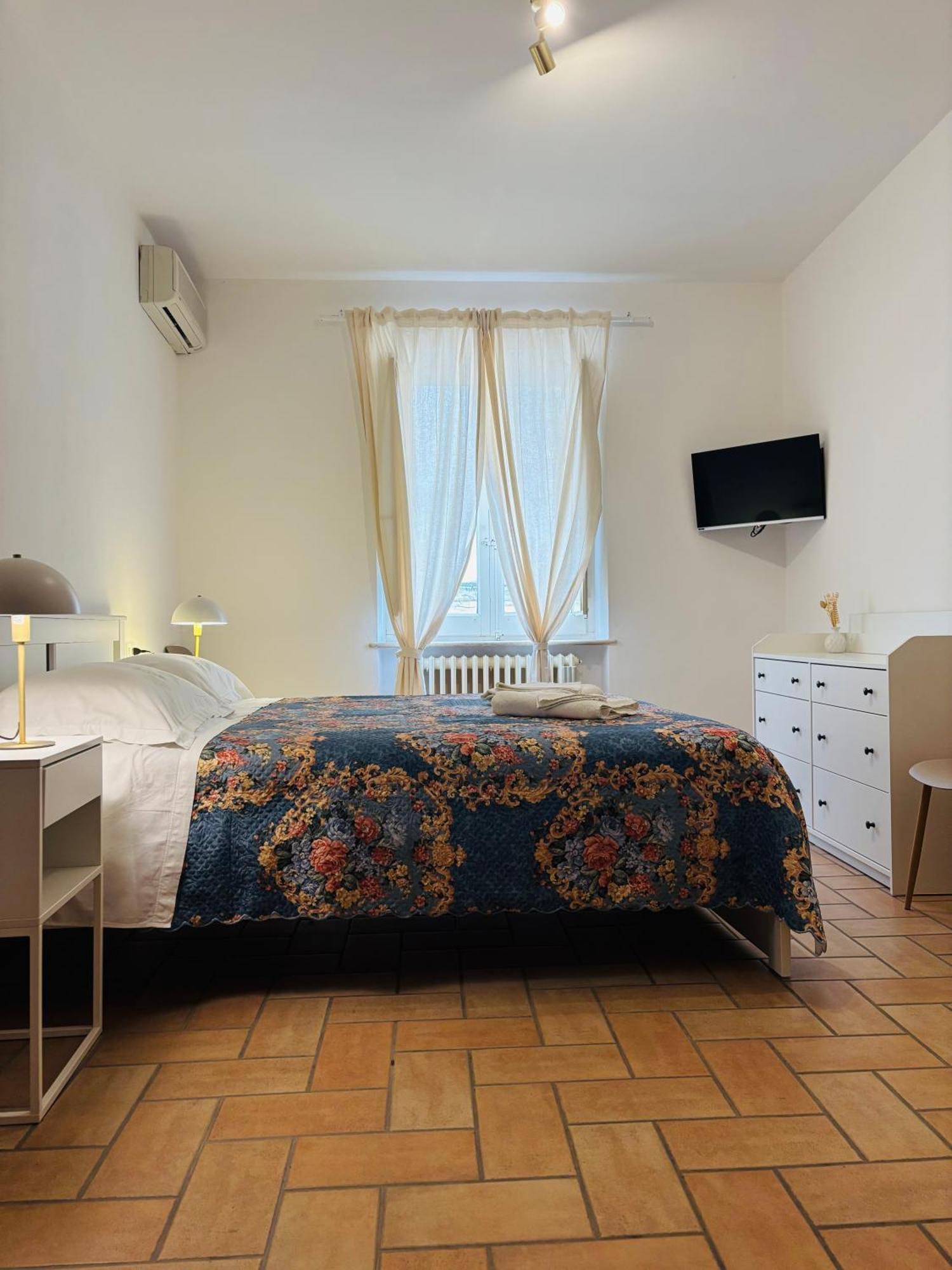 Al Belvedere Apartment II Atri Esterno foto
